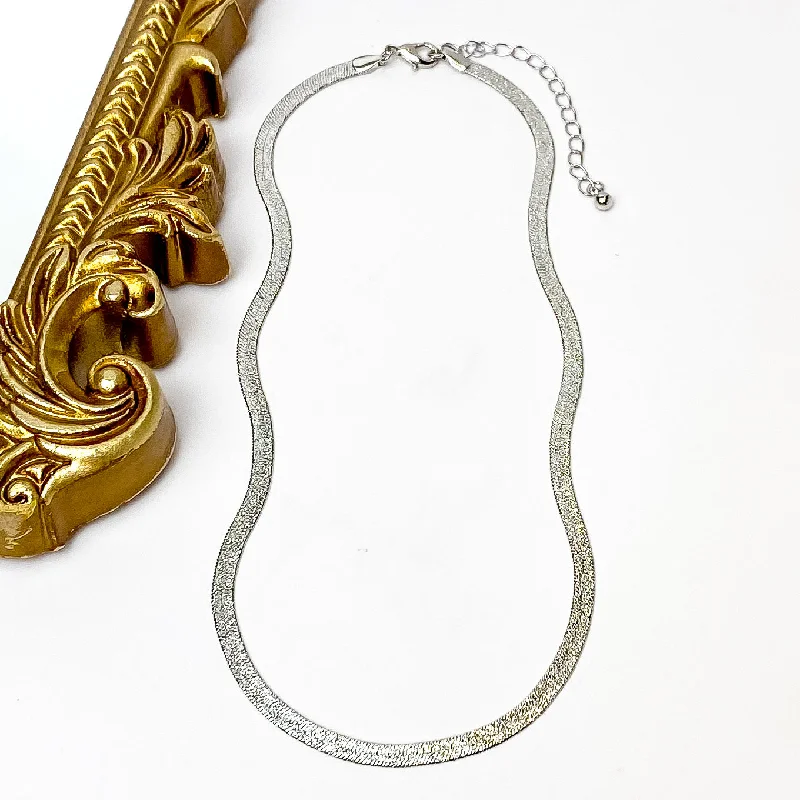 long necklaces for women-Textured 4mm Herringbone Chain Necklace in Silver Tone