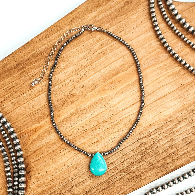 double chain necklaces for women-Beaded Choker Necklace With Stone Pendant in Turquoise