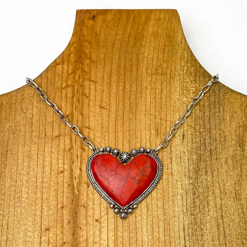 cubic zirconia necklaces for women-Silver Chain Necklace with Stone Heart Pendant in Red