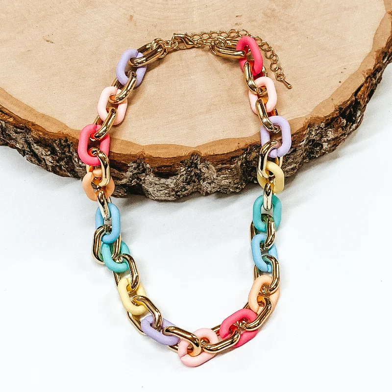 custom name necklaces for women-Chunky Chain Link Necklace in Multicolored