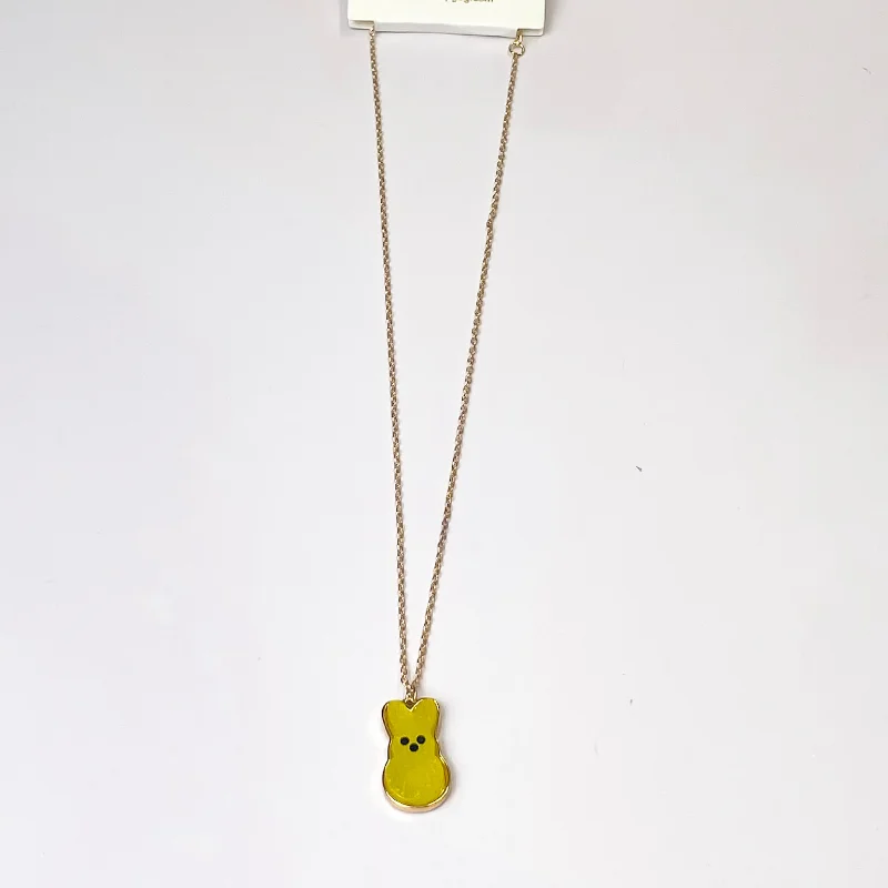 floral necklaces for women-Gold Chain Necklace with Bunny Pendant in Yellow