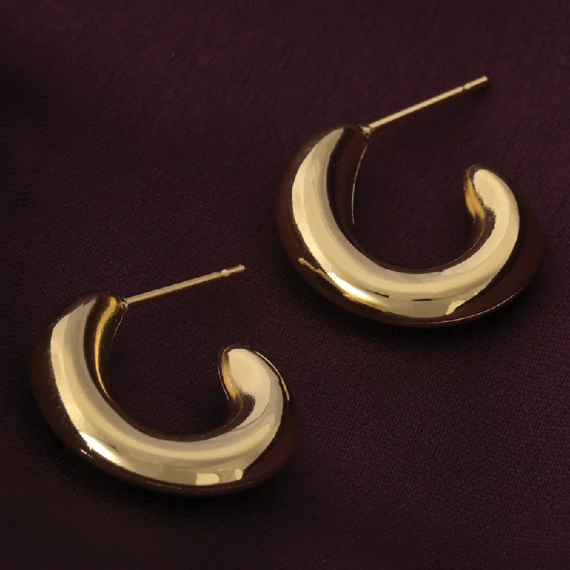 birthday earrings for women-Cursive C Hoop Earrings