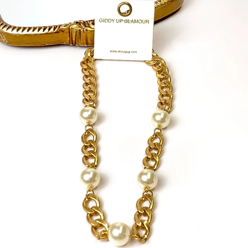 vintage-inspired necklaces for women-Gold Tone Chain Necklace with Pearl Bead Accents