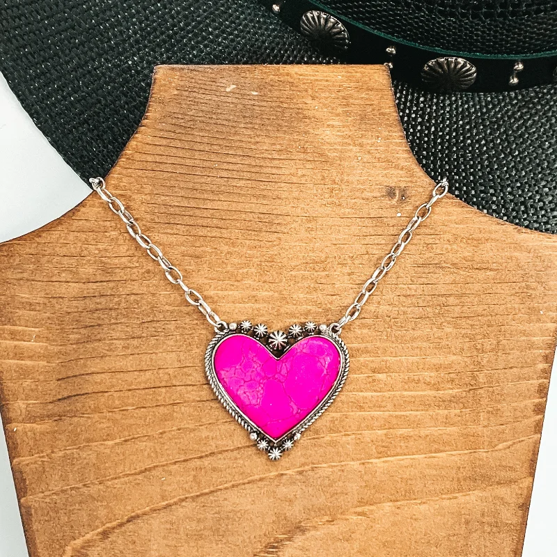 long necklaces for women-Silver Chain Necklace with Stone Heart Pendant in Pink