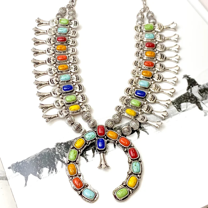 moonstone necklaces for women-Silver Tone Chain Squash Blossom Necklace with Naja Pendant in Multicolor