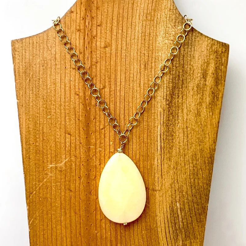 bar necklaces for women-Gold Tone Circle Link Chain Necklace with Ivory Faux Stone Pendant