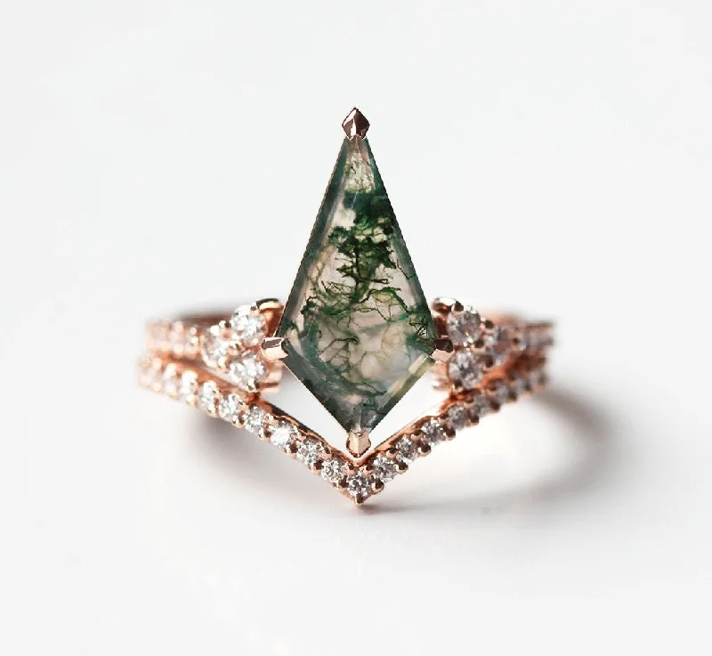 matching wedding rings for women-Aaliyah Kite Moss Agate and Diamond Ring Set