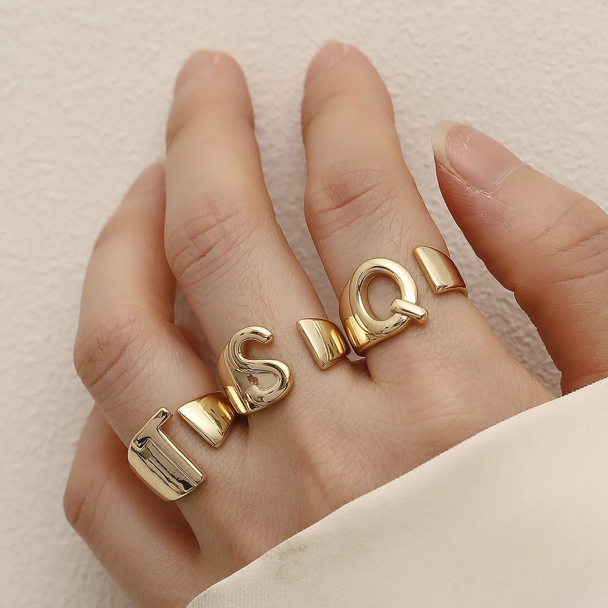 wide band rings for women-Wholesale Simple Style Classic Style Letter Copper 18K Gold Plated Open Rings