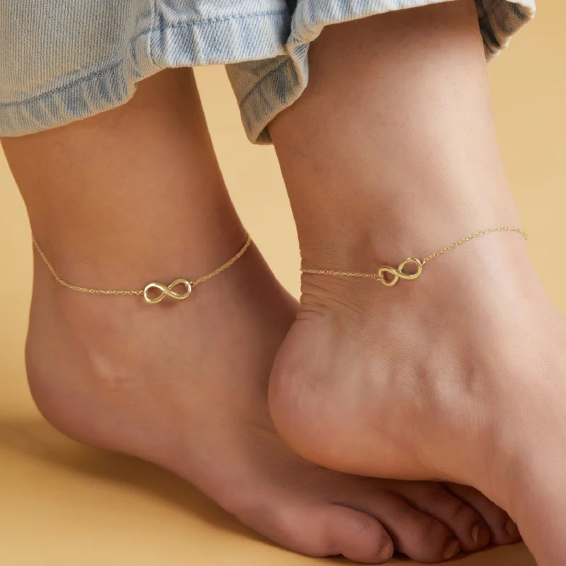 personalized anklet for women-Golden Infinity Glow 925 Sterling Silver Gold-Plated Chain Anklet