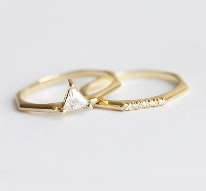 traditional engagement rings for women-Modern Triangle Diamond Ring Set