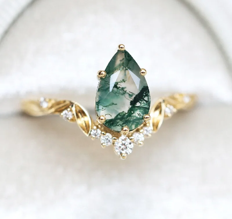 rose gold eternity rings for women-Leaf Pear Moss Agate Engagement Ring With Diamonds