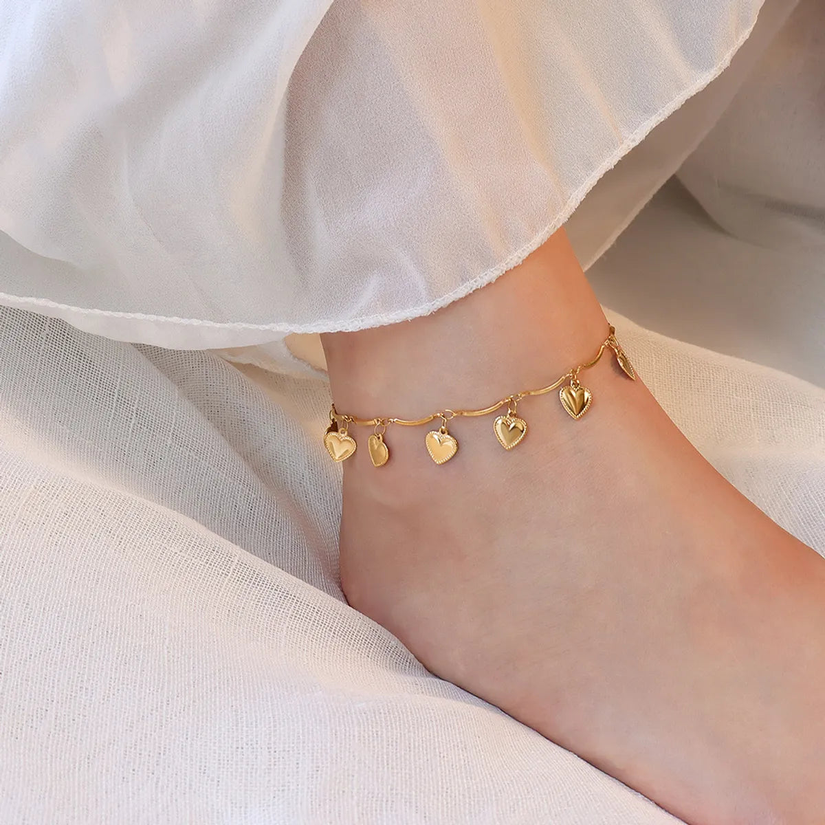 anklet with charms for women-Jewelry Heart Anklet Titanium Steel 18k Gold Foot Ornament