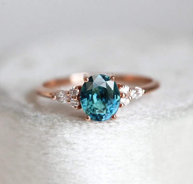 elegant engagement rings for women-Evelyn Oval Sapphire Diamond Ring